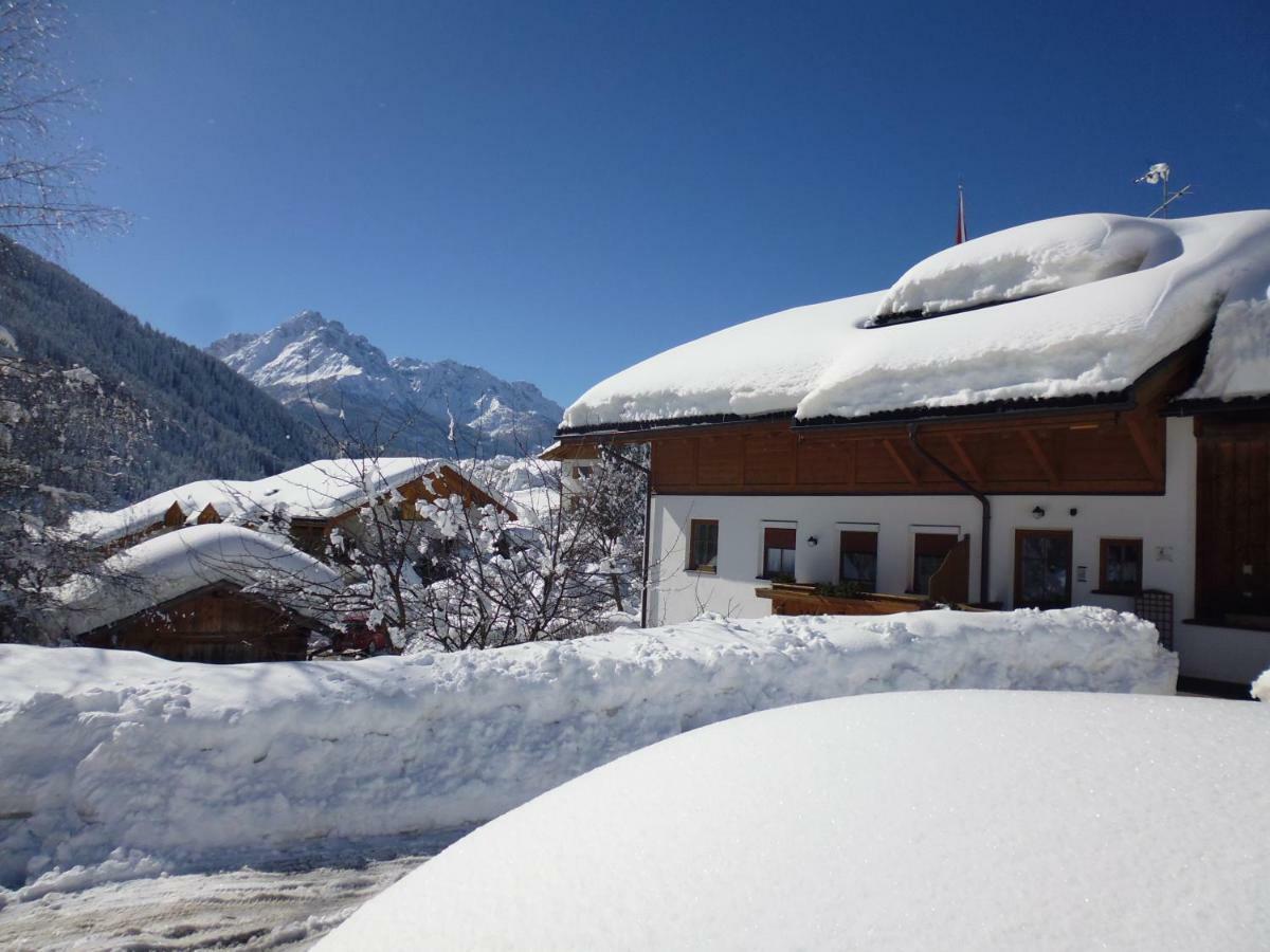 Gruberhof Apartamento San Candido Exterior foto